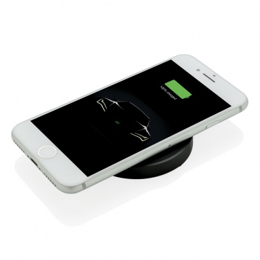 Logotrade Logogeschenke das Foto: Runder 5W Wireless-Charger