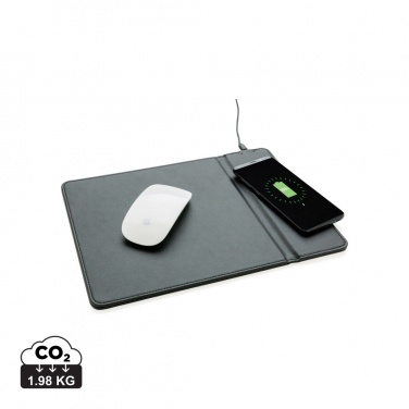 Logotrade Firmengeschenke das Foto: Mousepad mit Wireless-5W-Charging Funktion