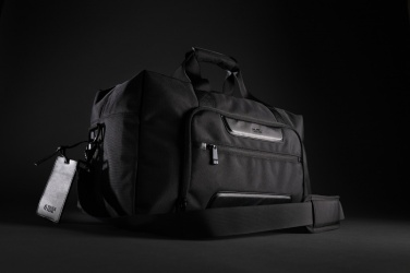 Logotrade Logogeschenke das Foto: Swiss Peak AWARE™ RPET Voyager Wochenendtasche