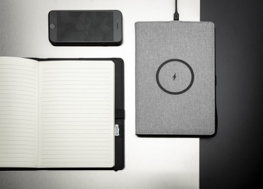 Logotrade Werbeartikel das Foto: Air 5W Wireless Charging nachfüllbares Journal-Cover A5