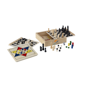 Logotrade Firmengeschenke das Foto: WoodGame 5-in-1-Spielset