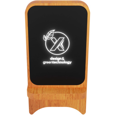 Logotrade Werbegeschenke das Foto: SCX.design W16 kabelloser 10-Watt-Ladeständer aus Holz mit Leuchtlogo