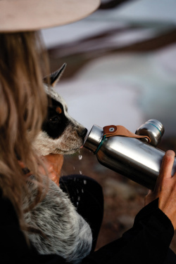 Logotrade Geschäftsgeschenke das Foto: Black+Blum isolierte Wasserflasche klein, 500ml