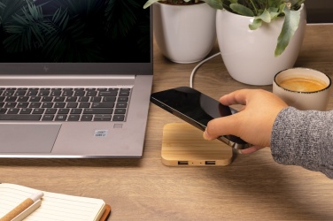 Logotrade business gift image of: Bamboo 10W wireless charger with USB