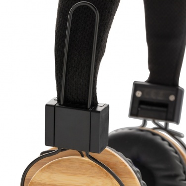 Logotrade corporate gifts photo of: Bamboo wireless headphone