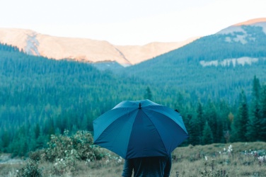 Logo trade promotional merchandise photo of: Swiss Peak Aware™ Ultra-light manual 25” Alu umbrella