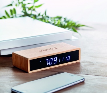 Logo trade advertising products picture of: Wireless charger in bamboo 5W