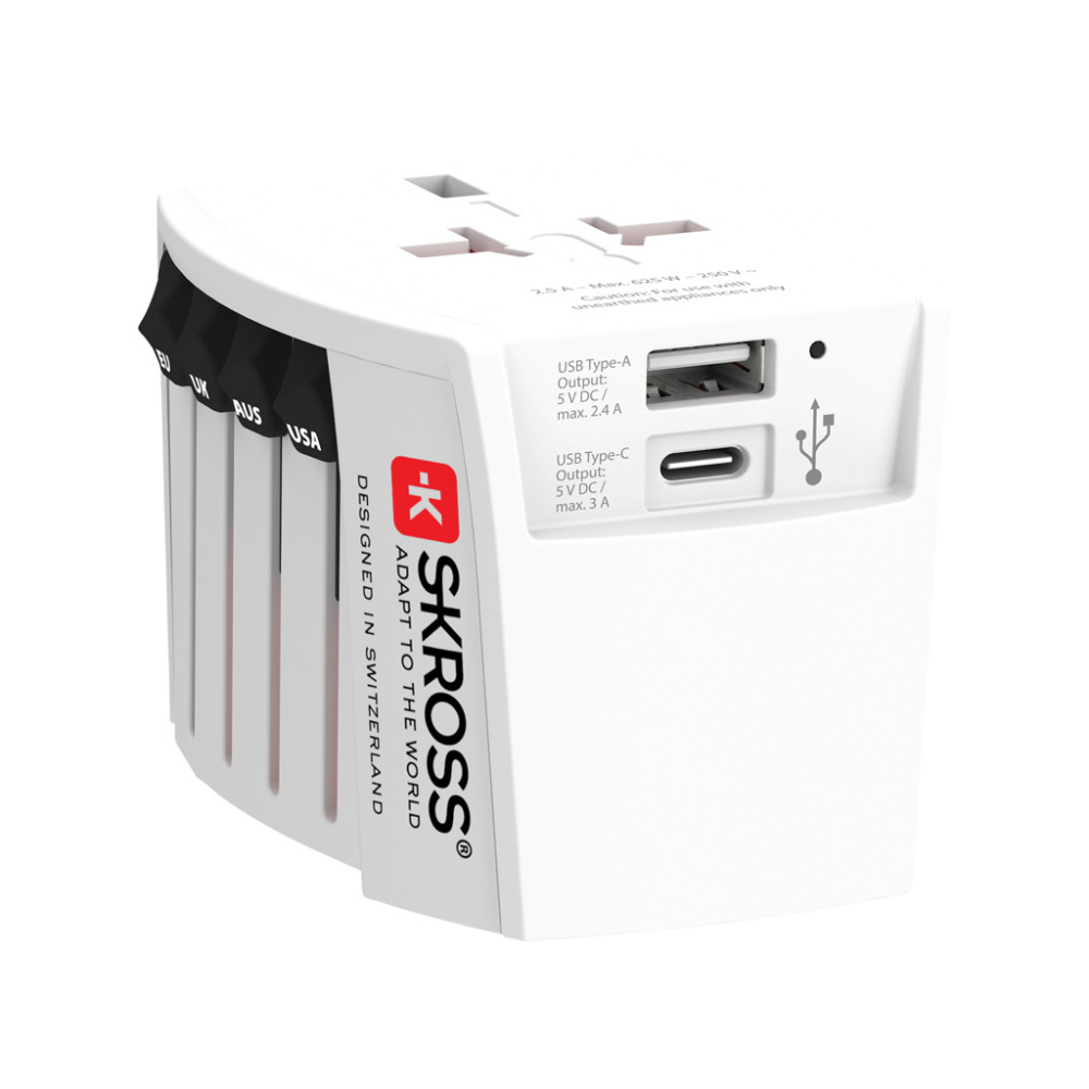 Logotrade reklaamkingi foto: SKROSS World Travel Adapter MUV 2-pooluseline USB A ja C-ga