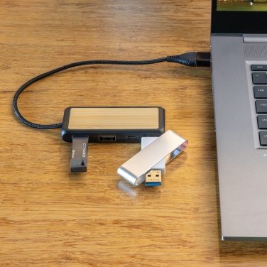 Logotrade mainoslahjat ja liikelahjat tuotekuva: Link RCS kaksoistulo USB-hub kierrätysmuovia ja bambua