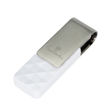 Logotrade mainoslahja tuotekuva: PENDRIVE PIERRE CARDIN USB 32GB