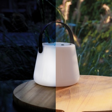 Logotrade profilprodukter bild: SolarGlow USB återuppladdningsbar outdoor-lampa RCS plast