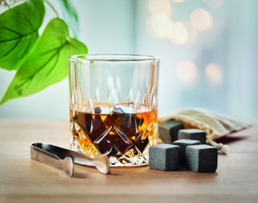 Logotrade reklamprodukter bild: Whiskeyset i bambulåda